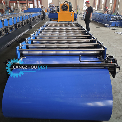 Χρωματικό χάλυβα 3kw Servo Motor υψηλής ταχύτητας Zee Roofing Q Tile Roll Forming Machine