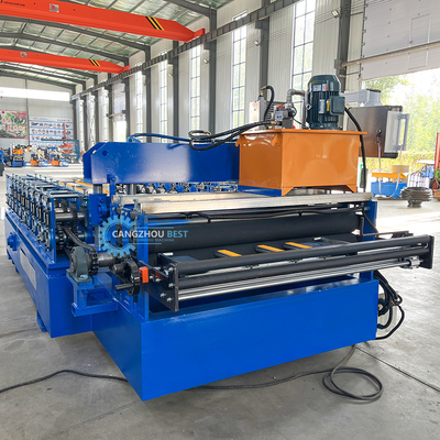 Αυτοκίνητη αλλαγή μεγέθους PU Liner Steel Profile Roof Sheet Roll Forming Machine Για 0,3-0,8mm