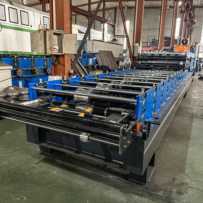 Δέλτα Inverter Τρία στρώματα οροφής χάλυβα Profile Roll Forming Machine Για 0,25-0,6mm πάχος υλικού