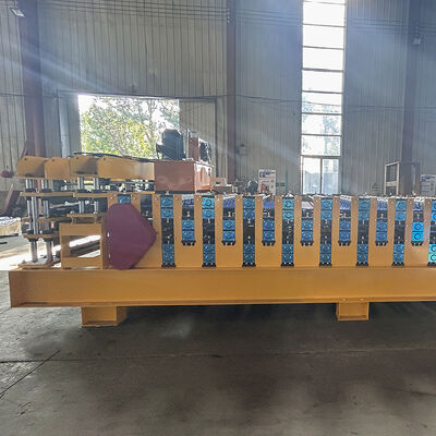 PPGI & GI Steel Τρία στρώματα φύλλα οροφής ρολό σχηματισμού μηχανή γραμμή παραγωγής