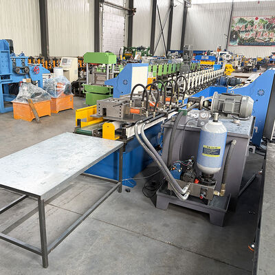 Γρήγορη ταχύτητα T24X26 υδραυλική μηχανή σχηματισμού κυλίνδρων με τρυπήματα